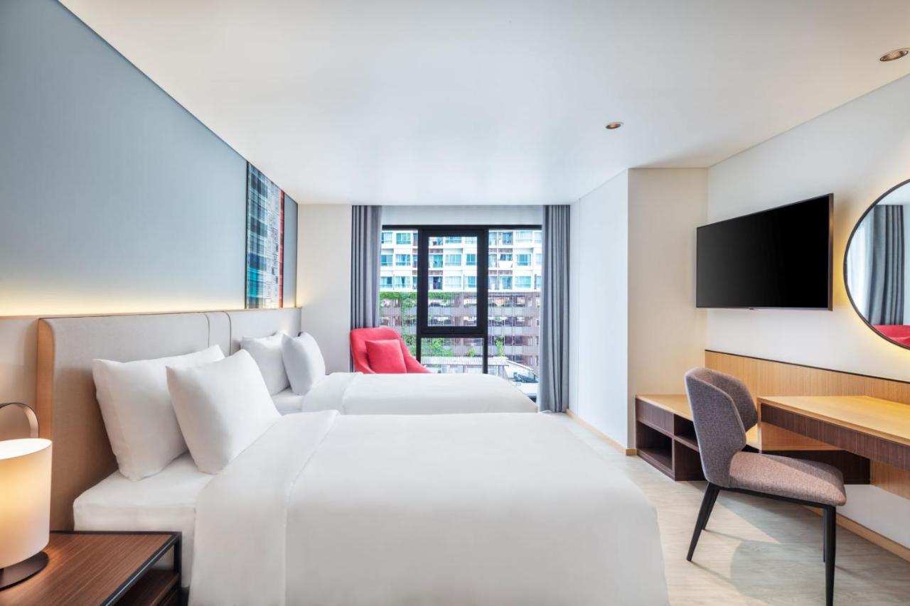 Best Western Click Sathorn 11 Бангкок Экстерьер фото