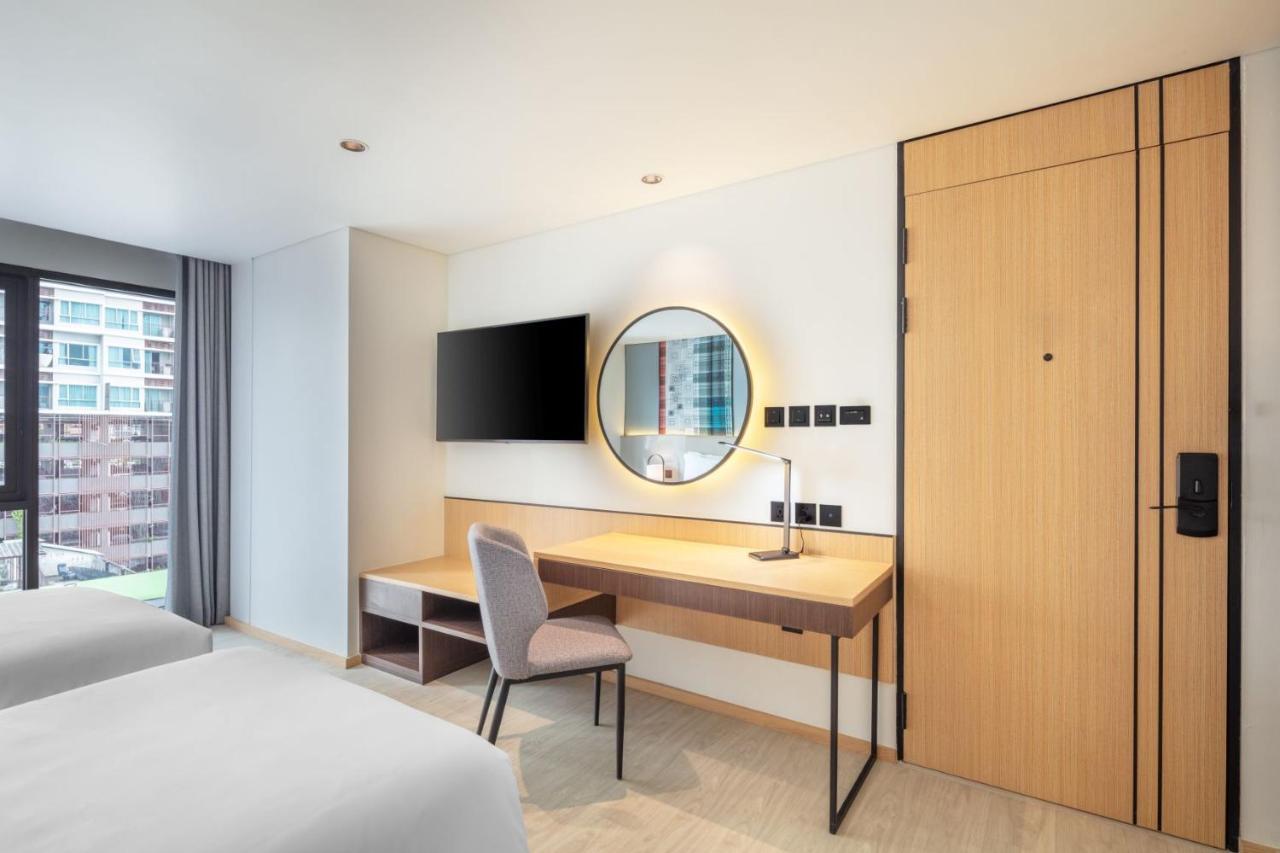 Best Western Click Sathorn 11 Бангкок Экстерьер фото