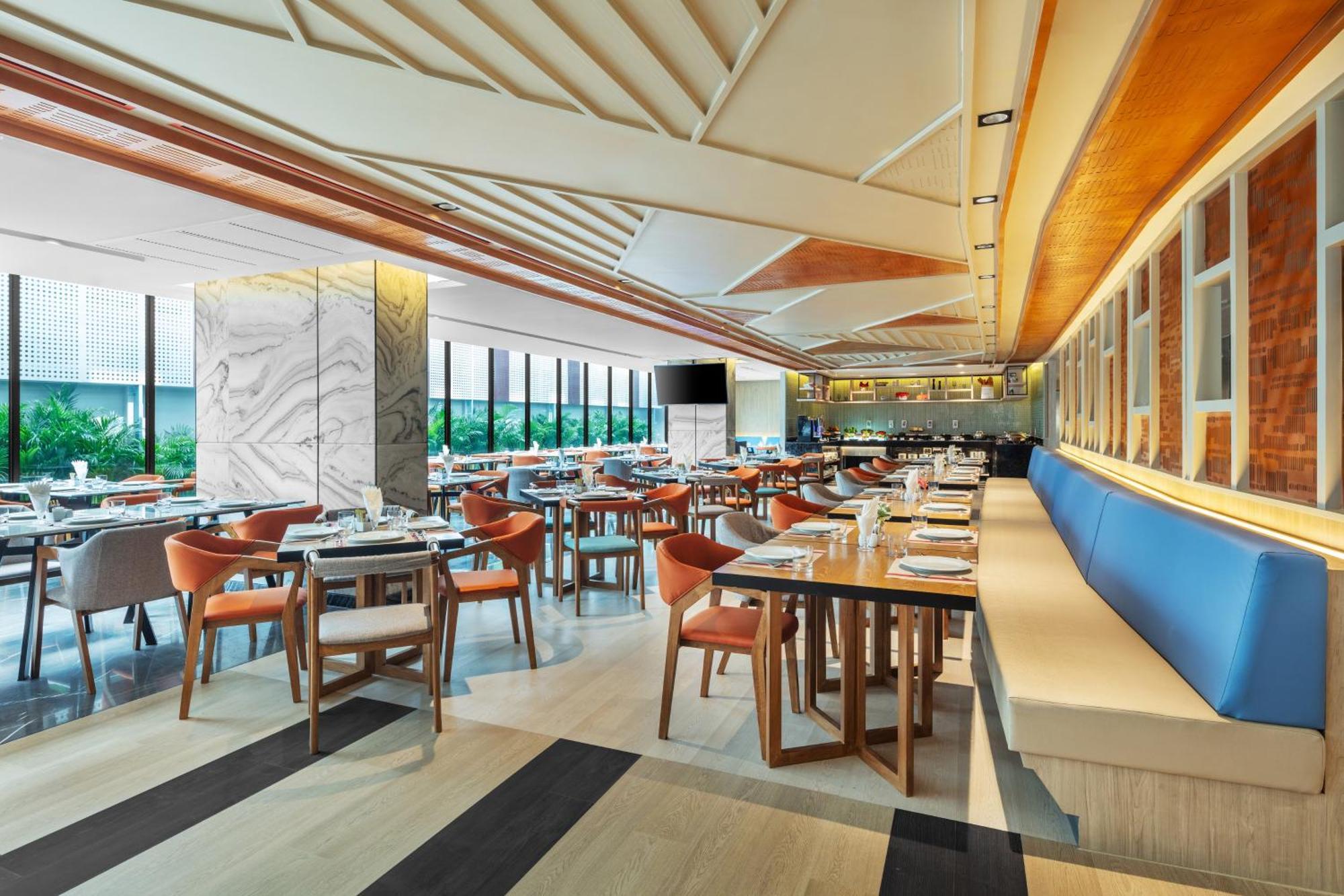 Best Western Click Sathorn 11 Бангкок Экстерьер фото