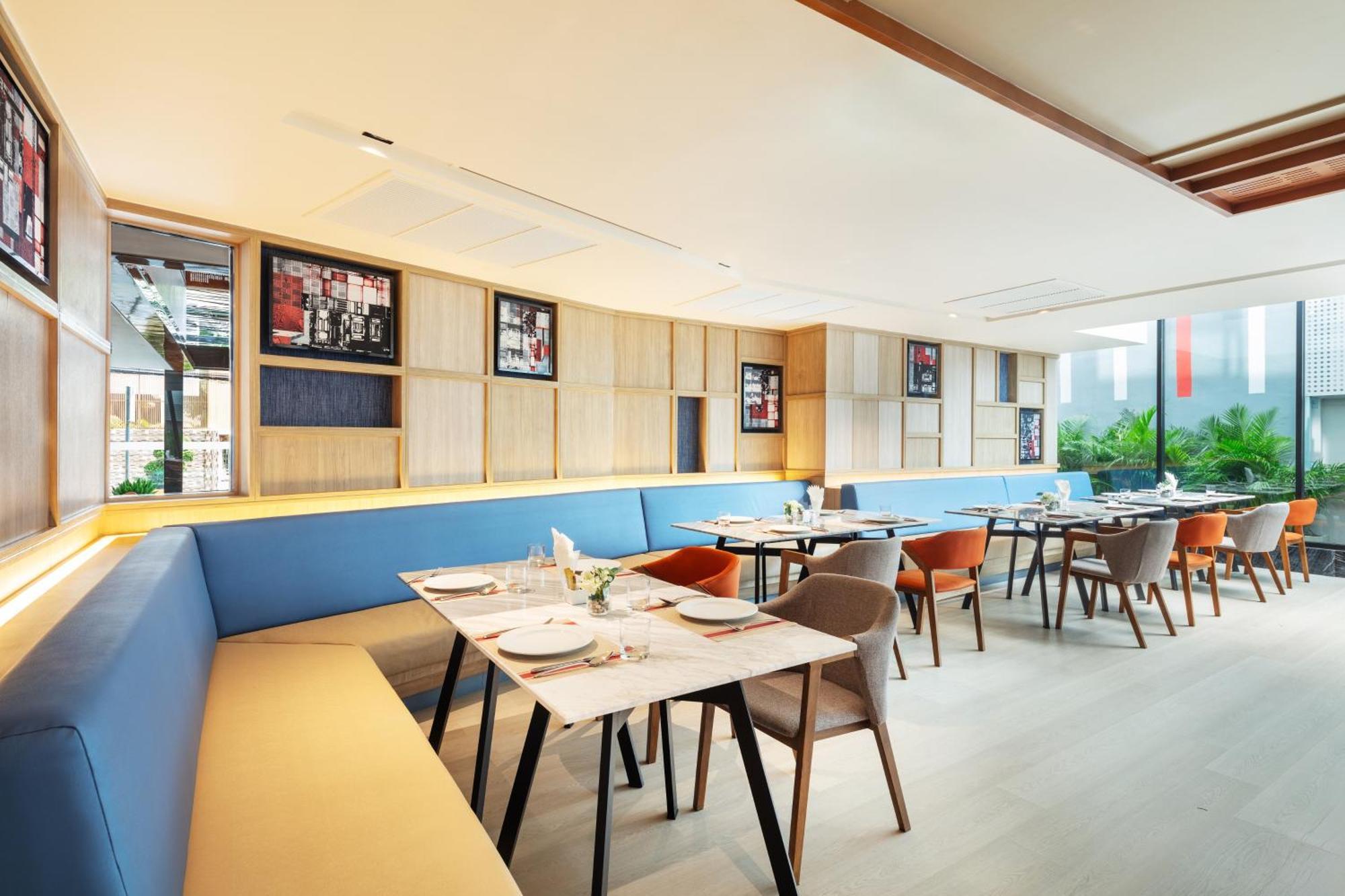 Best Western Click Sathorn 11 Бангкок Экстерьер фото